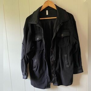 Zenana oversized fleece shacket. Size medium